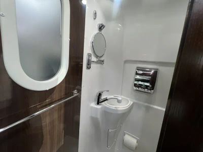 2018 Airstream INTERSTATE — photo 14 view
