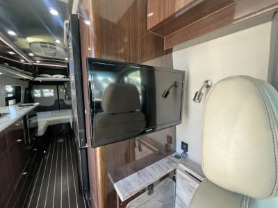 2018 Airstream INTERSTATE — photo 18 view