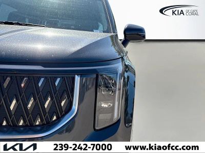 2026 Kia Carnival — photo 8 view