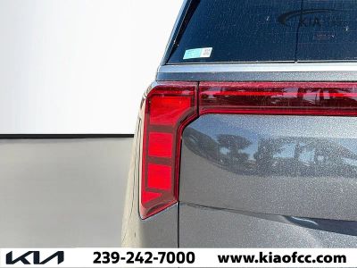 2026 Kia Carnival — photo 9 view