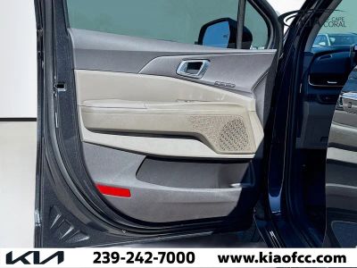 2026 Kia Carnival — photo 22 view