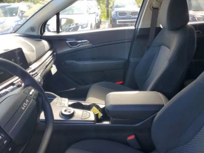 2026 Kia Sportage Hybrid — photo 8 view