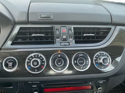 2016 BMW Z4 — photo 11 view