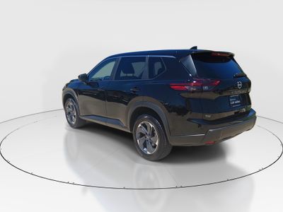 2025 Nissan Rogue — detail view
