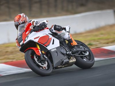 2026 Yamaha YZF-R7 - Photo 17