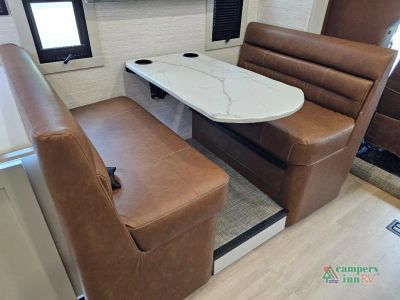2027 Dynamax Europa — photo 41 view