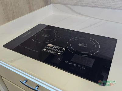 2027 Dynamax Europa — photo 28 view
