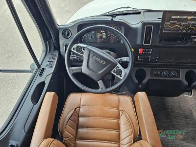 2027 Dynamax Europa — photo 15 view