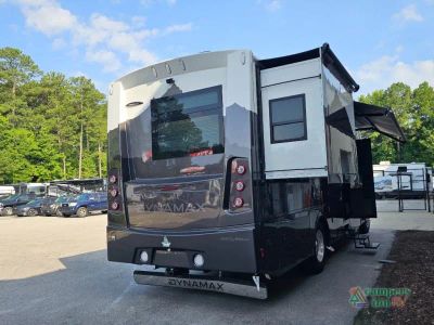2027 Dynamax Europa — side profile view