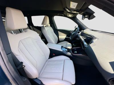 2026 BMW X3 — photo 21 view