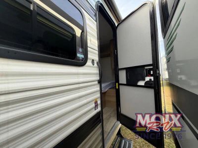 2025 Keystone RV Coleman Light - Photo 9