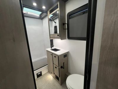 2026 Grand Design LINEAGE SERIES F — photo 18 view