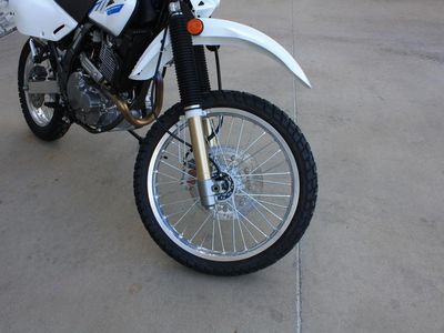 2026 Suzuki DR650S - Photo 8