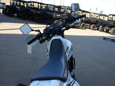 2026 Suzuki DR650S - Photo 13