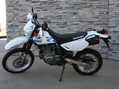 2026 Suzuki DR650S - Photo 4
