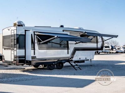2026 Brinkley Model Z - Photo 3