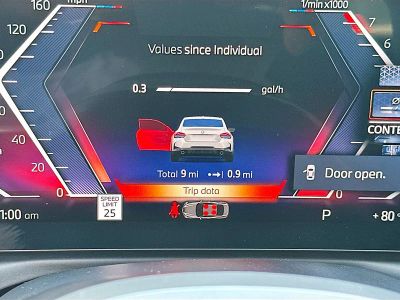 2026 BMW 2 Series — photo 9 view