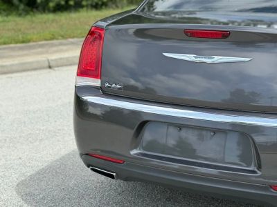 2017 Chrysler 300 - Photo 20