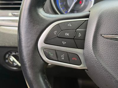 2017 Chrysler 300 - Photo 33