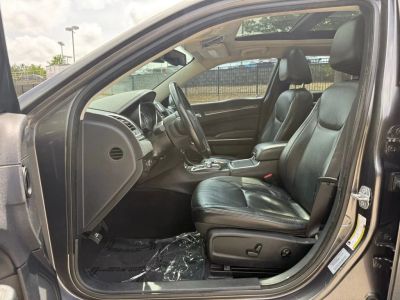 2017 Chrysler 300 - Photo 27