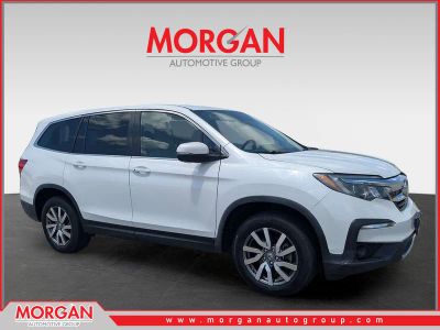 2020 Honda Pilot EX-L in Platinum White Pearl — front three-quarter view