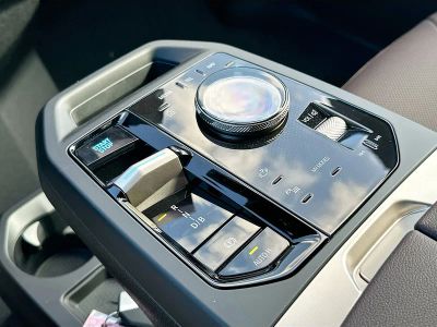 2026 BMW iX — photo 14 view