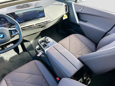 2026 BMW iX — photo 17 view