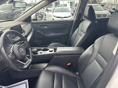 2023 Nissan Rogue SV - Photo 13