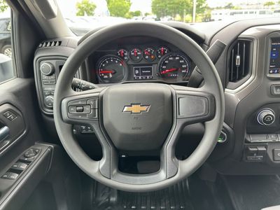 2025 Chevrolet Silverado 2500 HD — photo 18 view