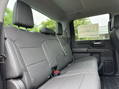 2025 Chevrolet Silverado 2500 HD — photo 21 view