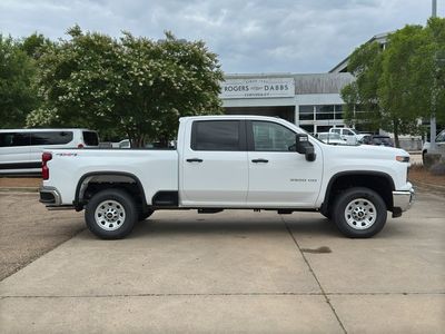 2025 Chevrolet Silverado 2500 HD — photo 8 view