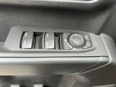 2025 Chevrolet Silverado 2500 HD — photo 16 view
