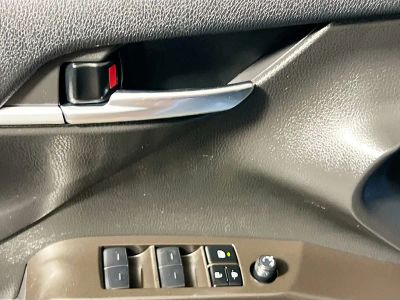 2023 Toyota Camry — photo 14 view