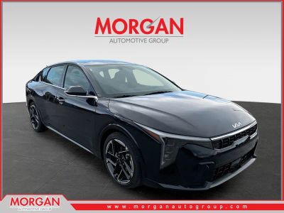 2026 Kia K4 GT-Line in Aurora Black Pearl — front three-quarter view