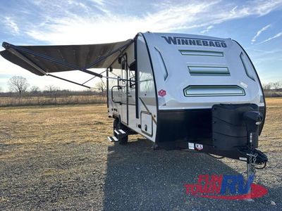 2022 Winnebago Micro Minnie — photo 8 view