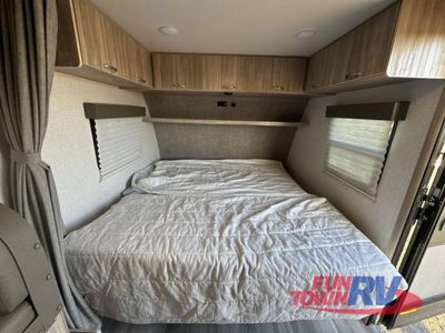 2022 Winnebago Micro Minnie — photo 25 view