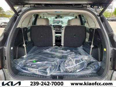 2026 Kia Sorento Hybrid — photo 11 view
