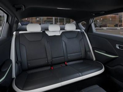 2026 Kia K4 — photo 16 view