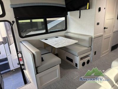2026 Fleetwood RV Flair - Photo 8