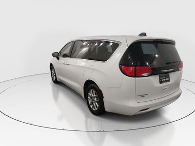 2023 Chrysler Voyager - Photo 5