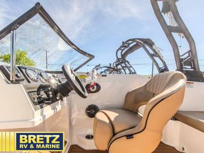 2025 Bayliner VR Series - Photo 11