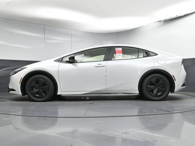 2026 Toyota Prius LE Hatchback — photo 25 view