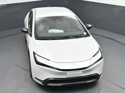 2026 Toyota Prius LE Hatchback — photo 27 view