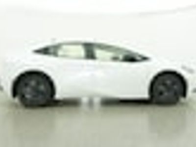 2026 Toyota Prius LE Hatchback — photo 43 view