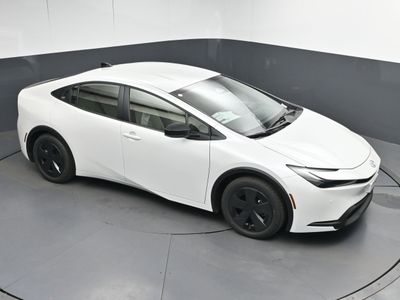 2026 Toyota Prius LE Hatchback — photo 28 view