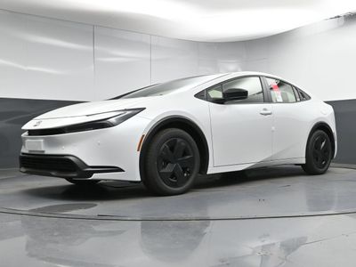 2026 Toyota Prius LE Hatchback — photo 18 view