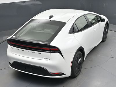 2026 Toyota Prius LE Hatchback — photo 30 view