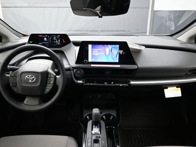 2026 Toyota Prius LE Hatchback — photo 13 view