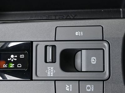 2026 Toyota Prius LE Hatchback — photo 11 view