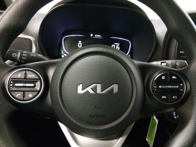 2024 Kia Soul - Photo 12